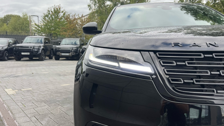 Land Rover Range Rover Velar 2.0 D200 MHEV Dynamic SE 5dr Auto Diesel Estate